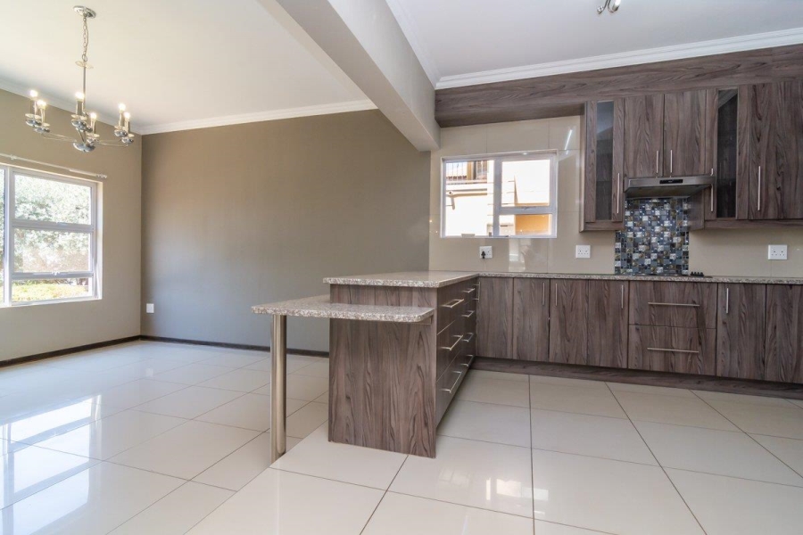 To Let 3 Bedroom Property for Rent in Homes Haven Gauteng