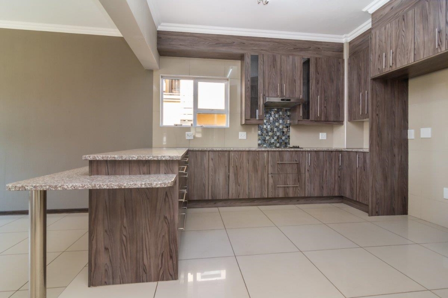 To Let 3 Bedroom Property for Rent in Homes Haven Gauteng