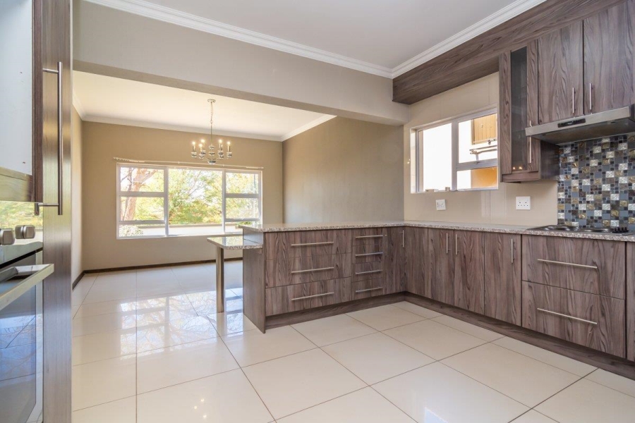 To Let 3 Bedroom Property for Rent in Homes Haven Gauteng