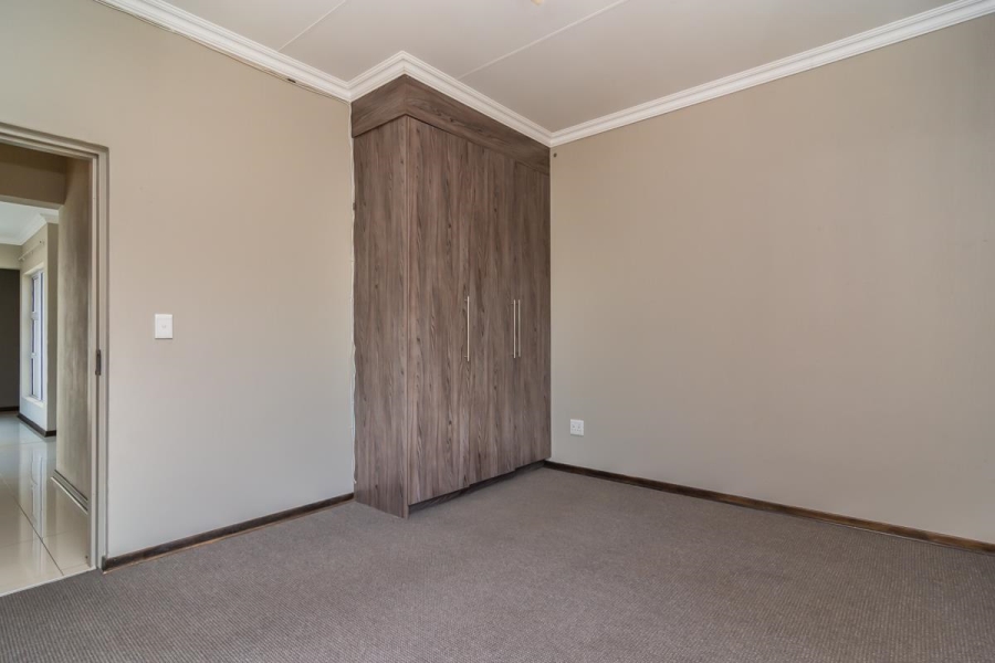 To Let 3 Bedroom Property for Rent in Homes Haven Gauteng