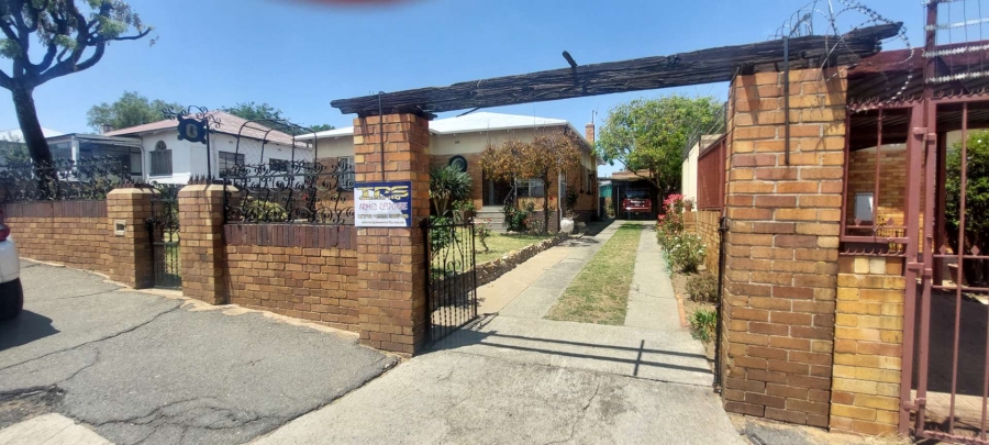 3 Bedroom Property for Sale in Haddon Gauteng