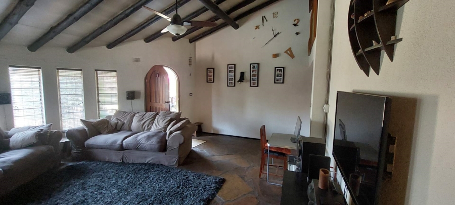 4 Bedroom Property for Sale in Verwoerdpark Gauteng