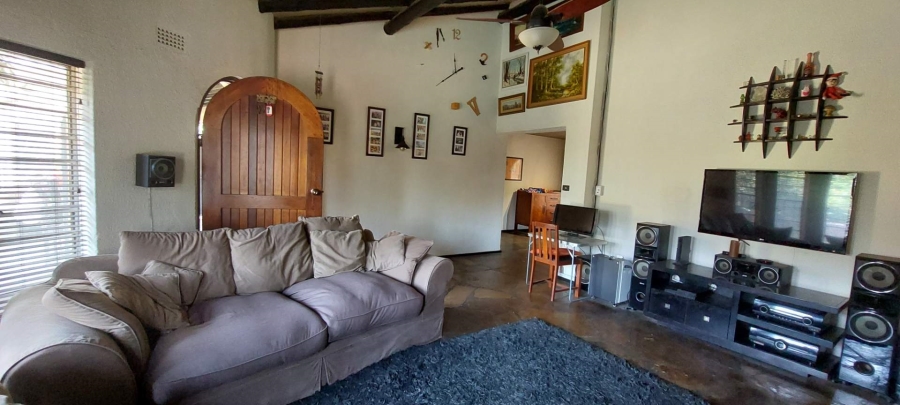 4 Bedroom Property for Sale in Verwoerdpark Gauteng