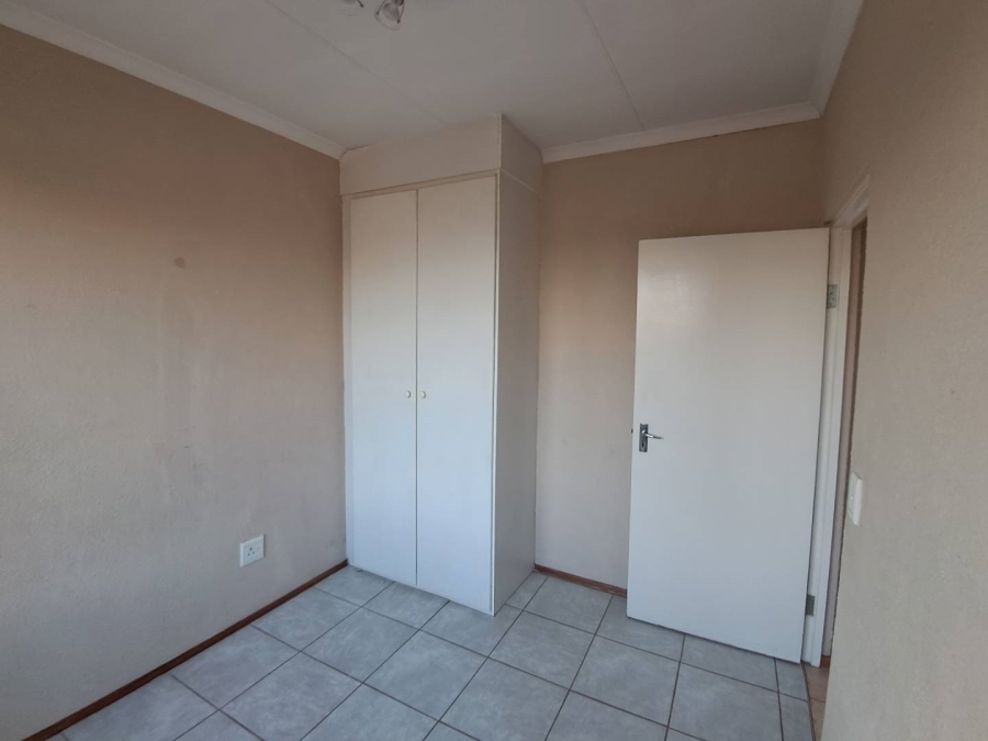 2 Bedroom Property for Sale in Halfway Gardens Gauteng