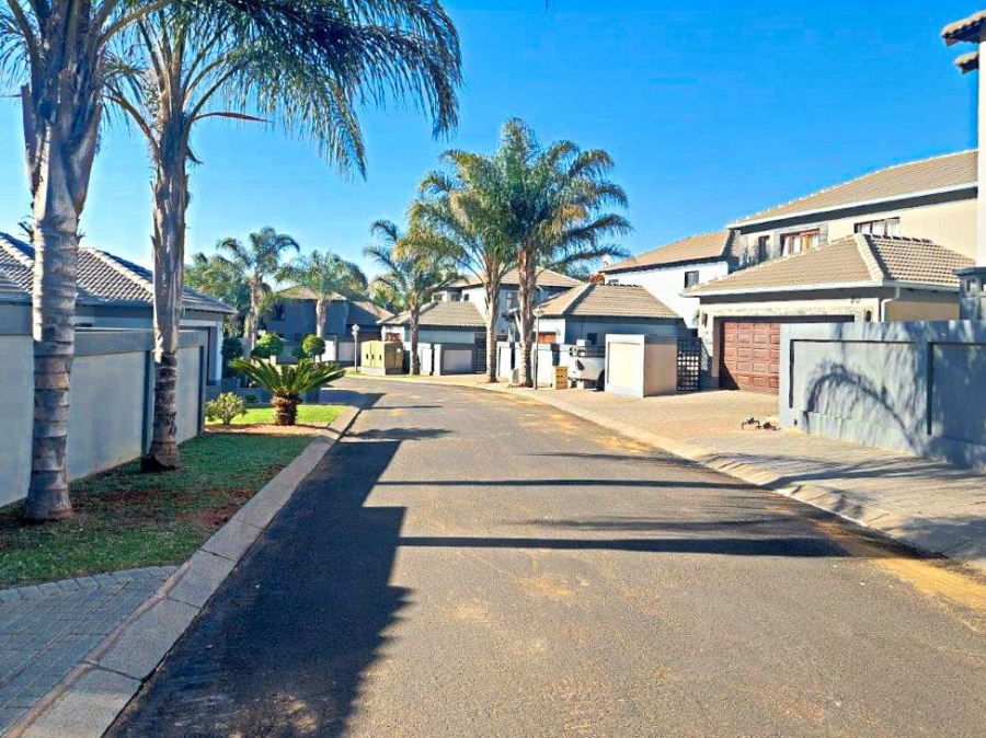 3 Bedroom Property for Sale in Olympus AH Gauteng