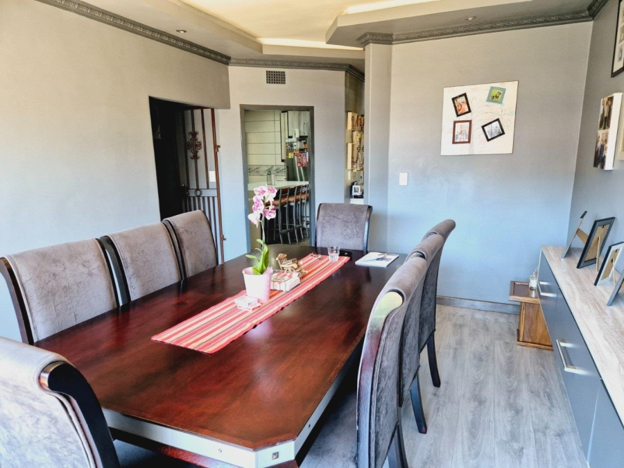 4 Bedroom Property for Sale in Harmelia Gauteng