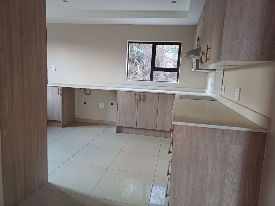 3 Bedroom Property for Sale in South Crest Gauteng