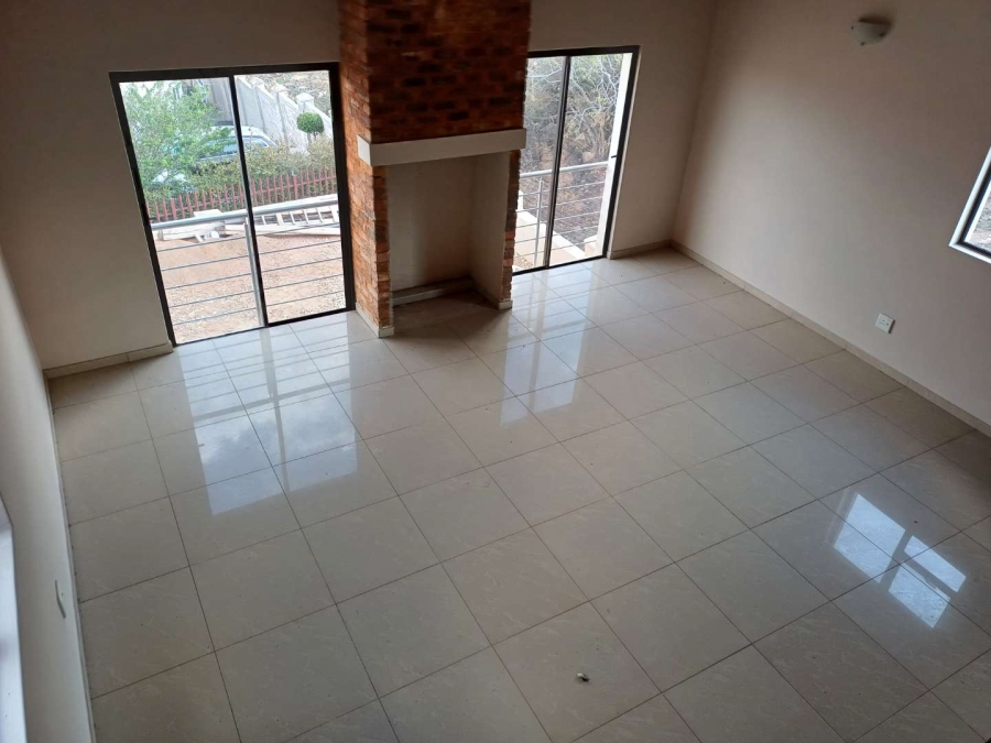 3 Bedroom Property for Sale in South Crest Gauteng