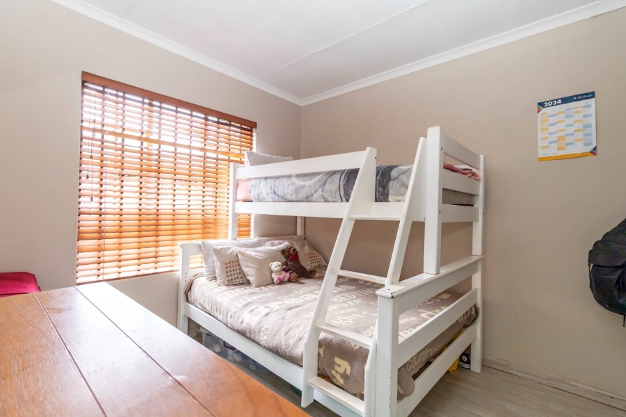 3 Bedroom Property for Sale in Honeydew Manor Gauteng