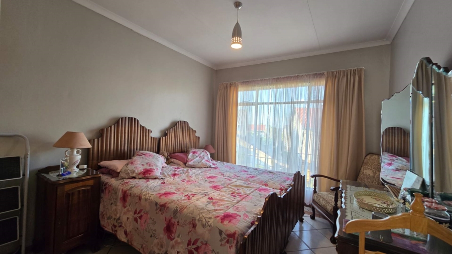 3 Bedroom Property for Sale in Wonderboom Gauteng