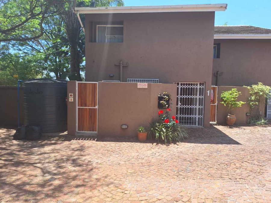 3 Bedroom Property for Sale in Fourways Gauteng