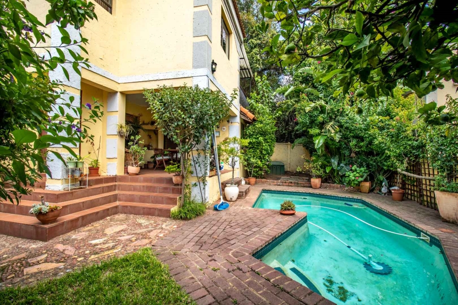 2 Bedroom Property for Sale in Kensington B Gauteng