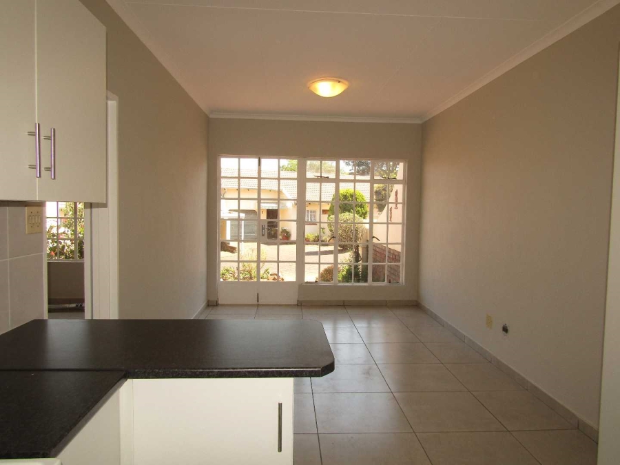 1 Bedroom Property for Sale in Helderkruin Gauteng