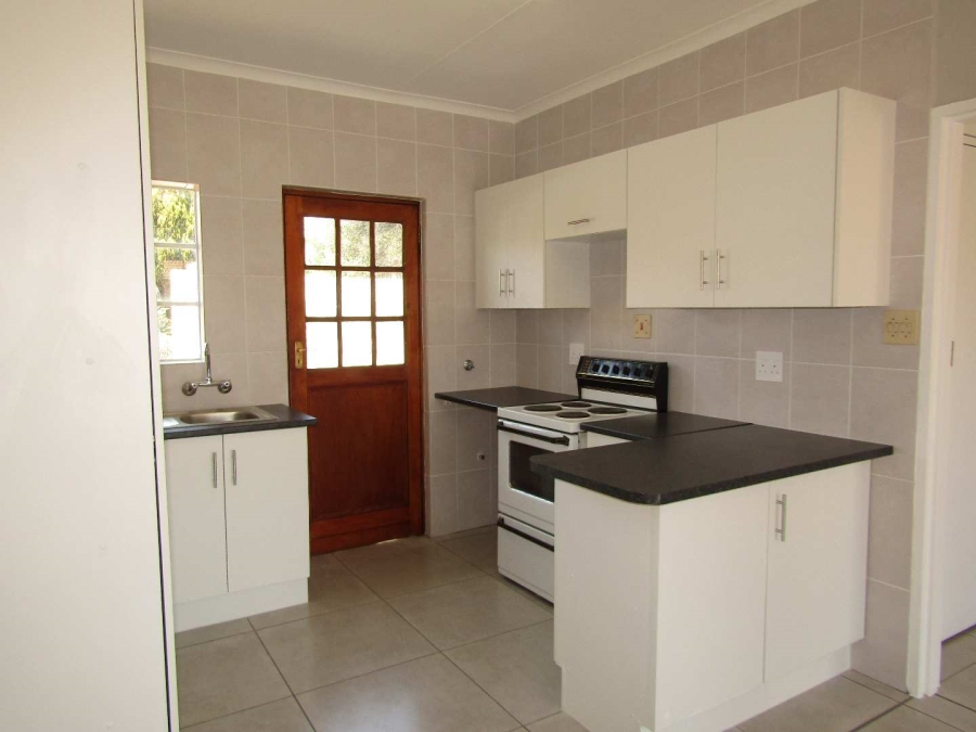 1 Bedroom Property for Sale in Helderkruin Gauteng