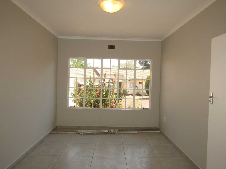 1 Bedroom Property for Sale in Helderkruin Gauteng