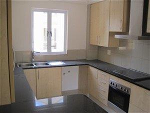 2 Bedroom Property for Sale in Atholl Gauteng