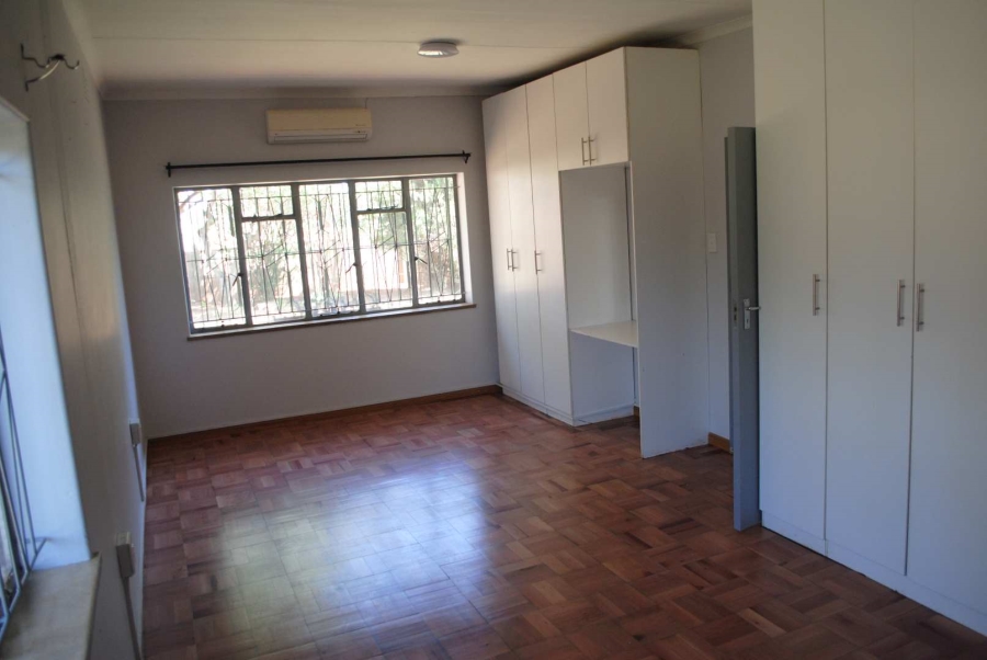 To Let 3 Bedroom Property for Rent in Kookrus Gauteng