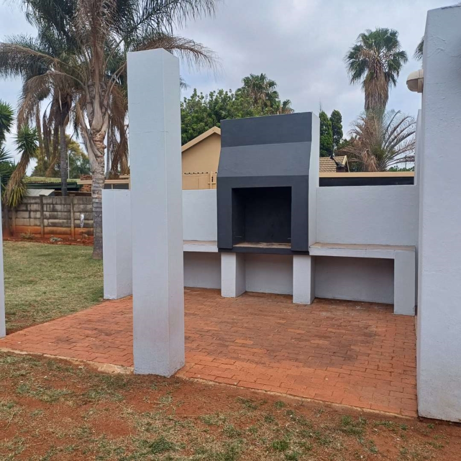 3 Bedroom Property for Sale in Doornpoort Gauteng