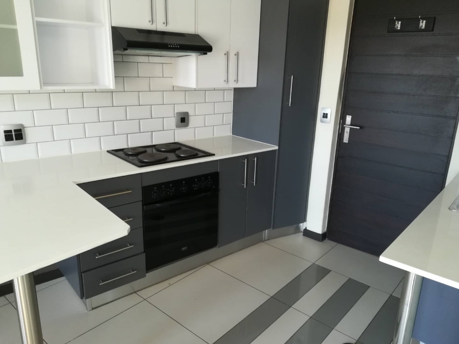 1 Bedroom Property for Sale in Hatfield Gauteng