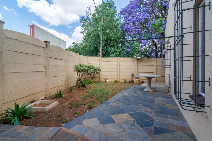 2 Bedroom Property for Sale in Greenhills Gauteng