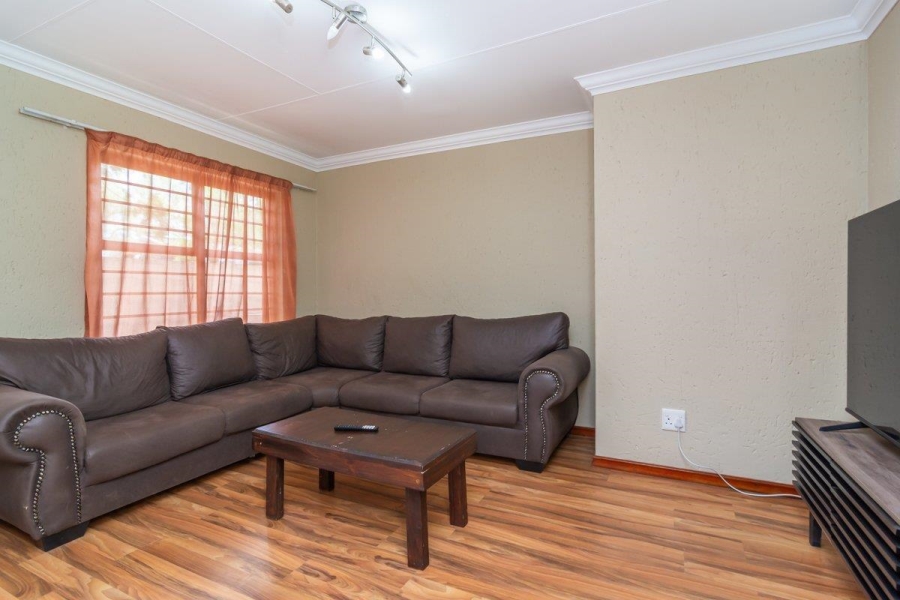 2 Bedroom Property for Sale in Greenhills Gauteng