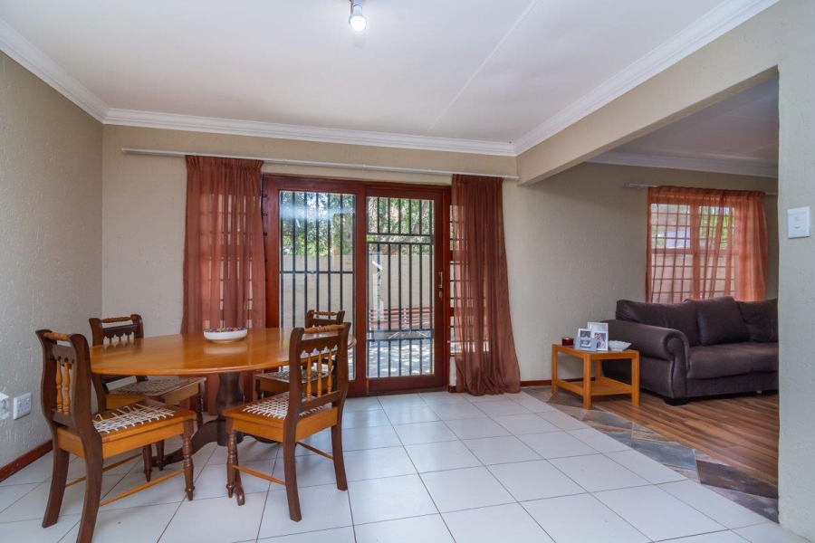 2 Bedroom Property for Sale in Greenhills Gauteng