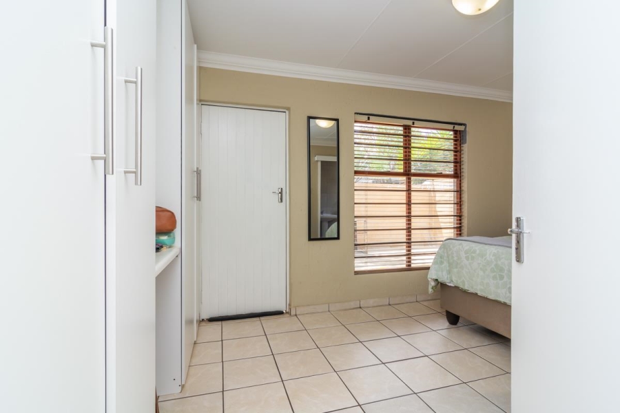 2 Bedroom Property for Sale in Greenhills Gauteng