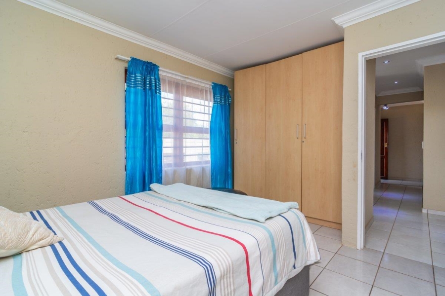 2 Bedroom Property for Sale in Greenhills Gauteng