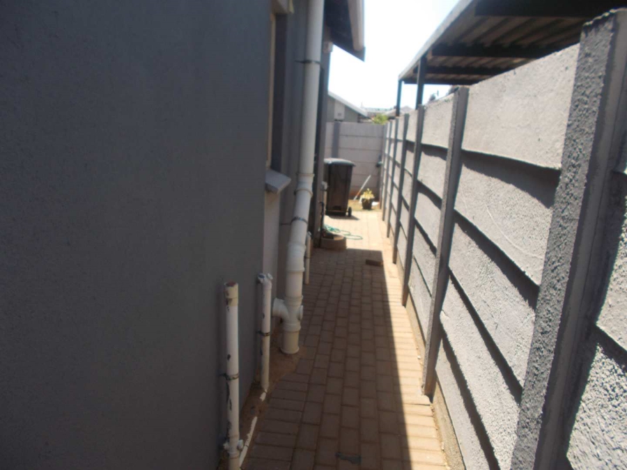 2 Bedroom Property for Sale in Sky City Gauteng