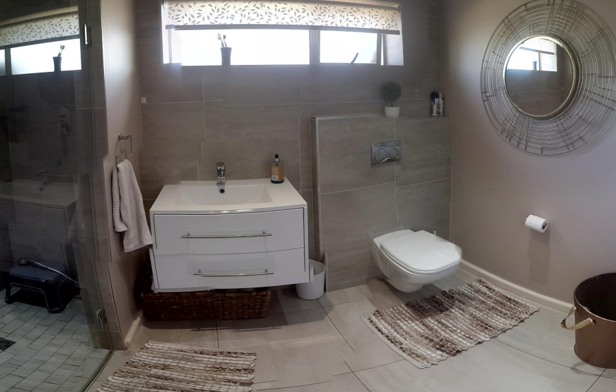 4 Bedroom Property for Sale in Eye of Africa Gauteng