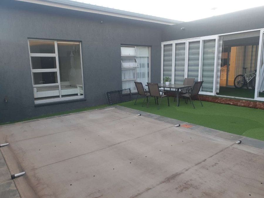 4 Bedroom Property for Sale in Eye of Africa Gauteng