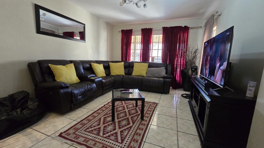 3 Bedroom Property for Sale in New Redruth Gauteng