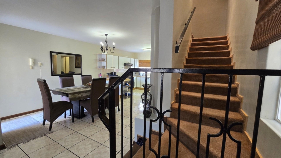 3 Bedroom Property for Sale in New Redruth Gauteng