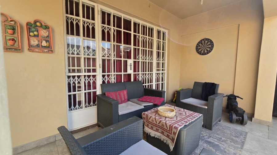 3 Bedroom Property for Sale in New Redruth Gauteng