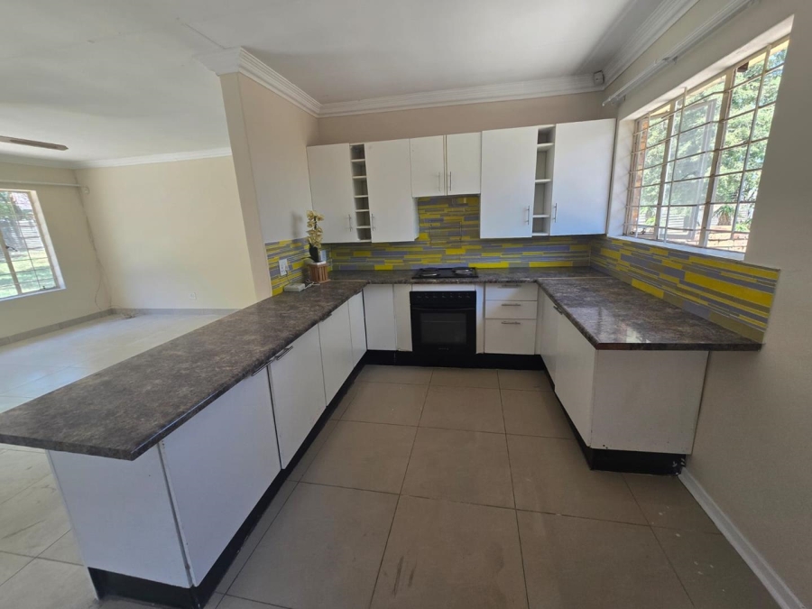 To Let 2 Bedroom Property for Rent in The Reeds Gauteng