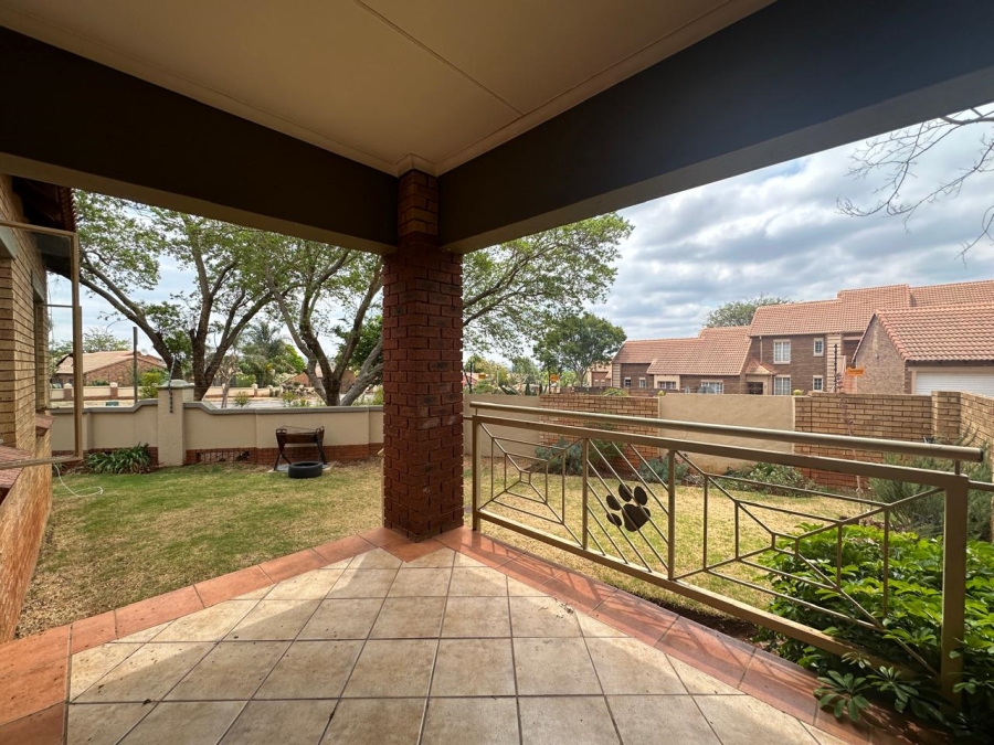 3 Bedroom Property for Sale in Mooikloof Ridge Gauteng
