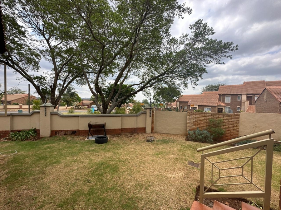 3 Bedroom Property for Sale in Mooikloof Ridge Gauteng