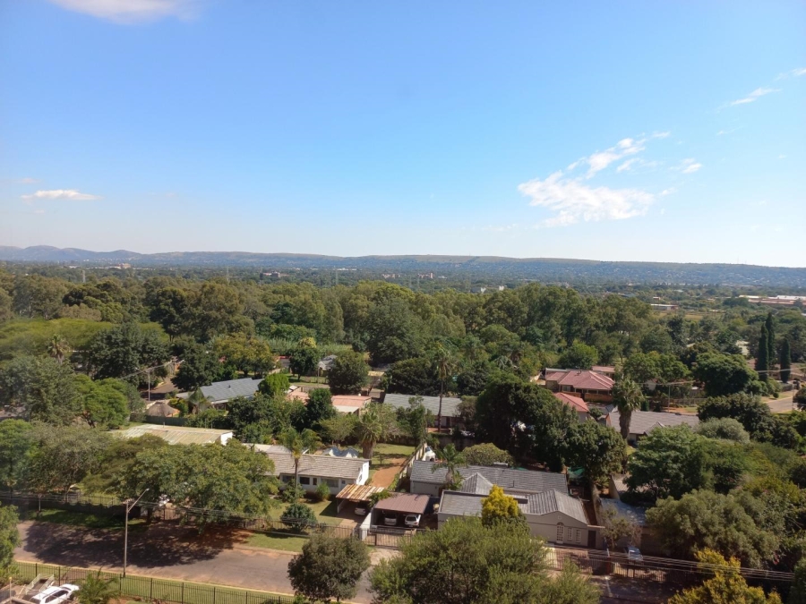 To Let 2 Bedroom Property for Rent in Weavind Park Gauteng