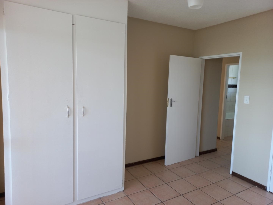 To Let 2 Bedroom Property for Rent in Weavind Park Gauteng