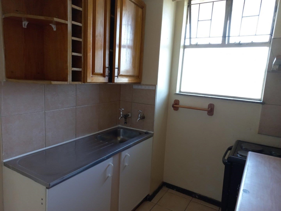 To Let 2 Bedroom Property for Rent in Weavind Park Gauteng