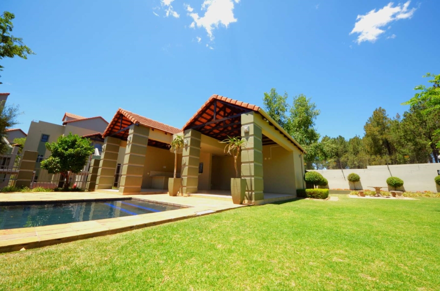 2 Bedroom Property for Sale in Fourways Gauteng