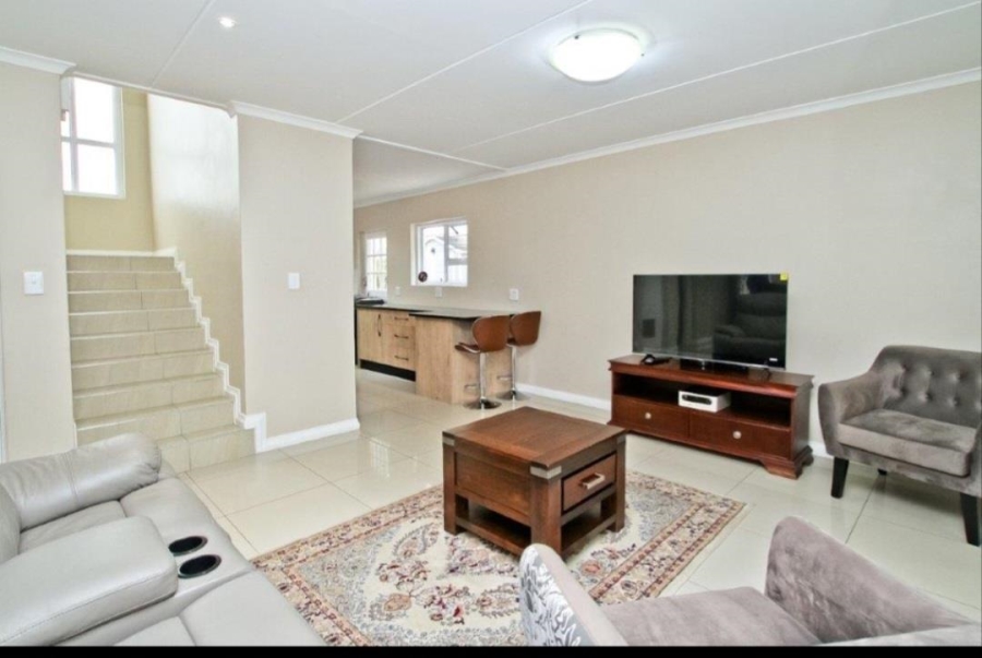 3 Bedroom Property for Sale in Bryanston Gauteng