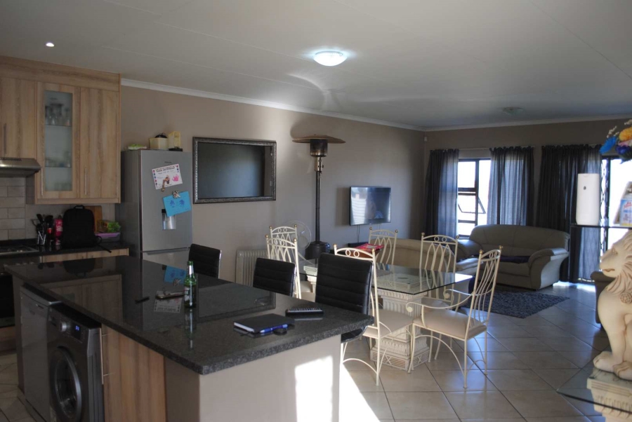 3 Bedroom Property for Sale in Kookrus Gauteng