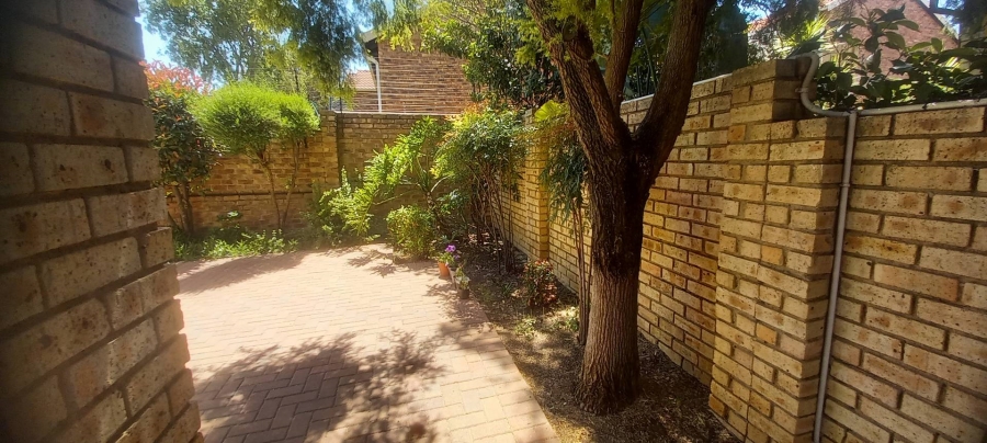 3 Bedroom Property for Sale in Honeydew Gauteng