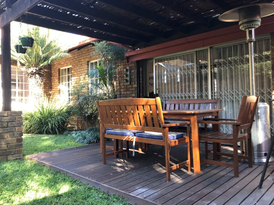 To Let 3 Bedroom Property for Rent in Erasmuskloof Gauteng