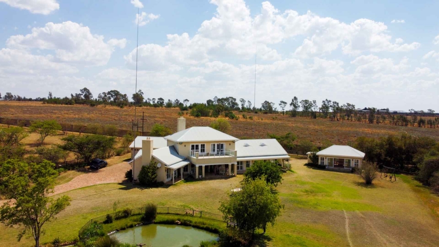 4 Bedroom Property for Sale in Blue Hills Gauteng