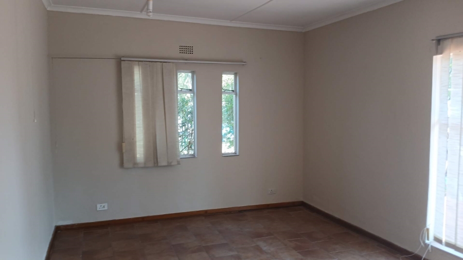 To Let 4 Bedroom Property for Rent in Montgomery Park Gauteng