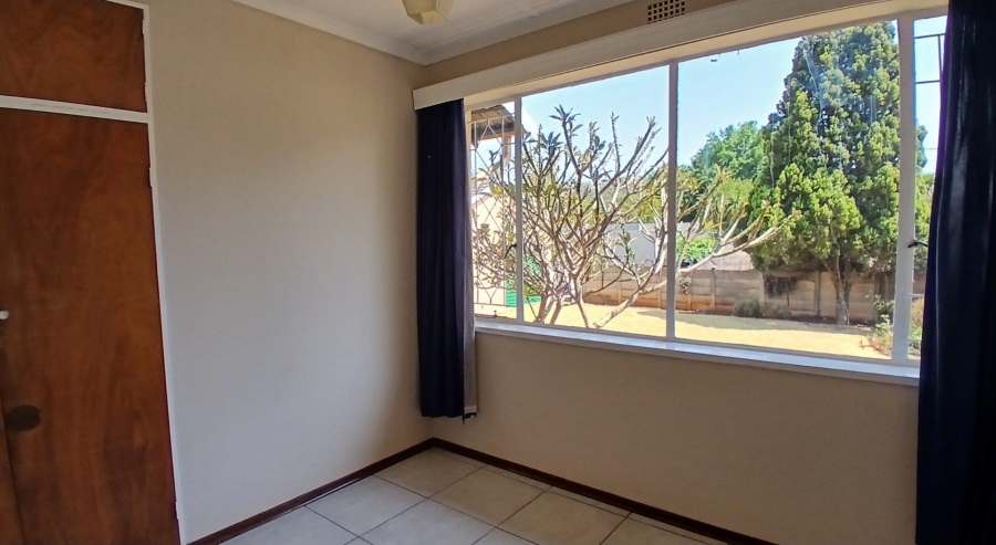 To Let 4 Bedroom Property for Rent in Montgomery Park Gauteng