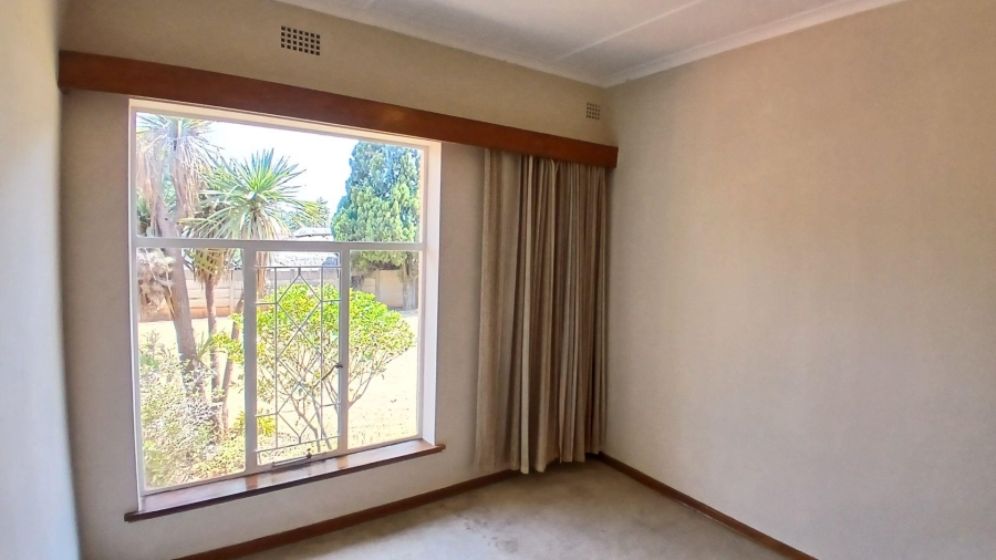 To Let 4 Bedroom Property for Rent in Montgomery Park Gauteng