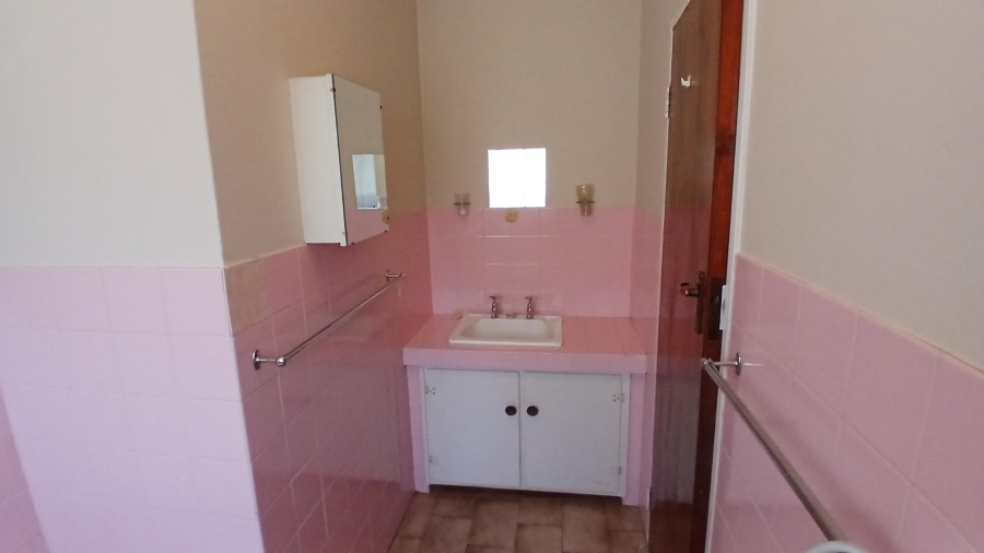 To Let 4 Bedroom Property for Rent in Montgomery Park Gauteng